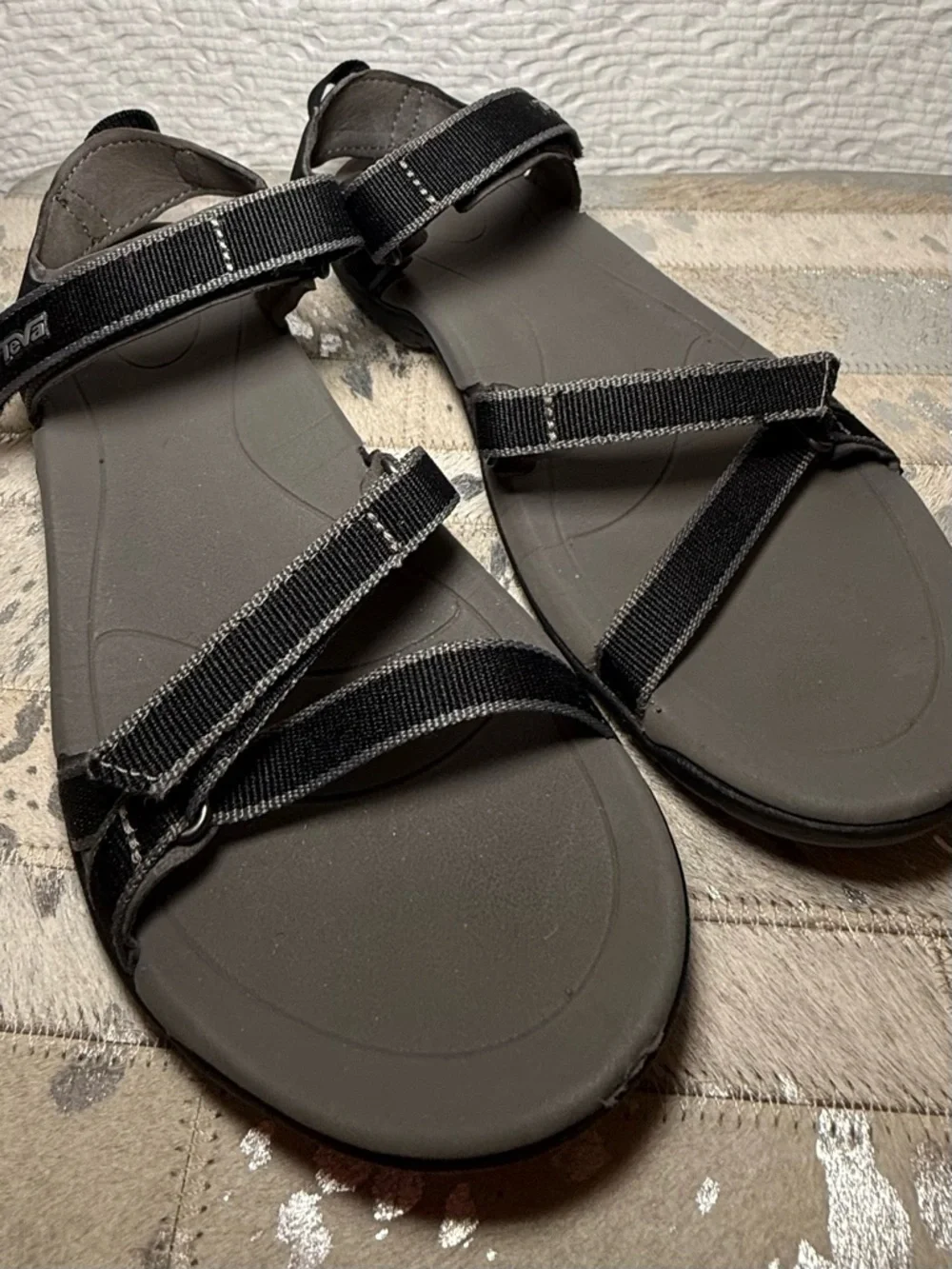 Teva Strappy Sport Sandals Black Trail Hiking Comfort US 7